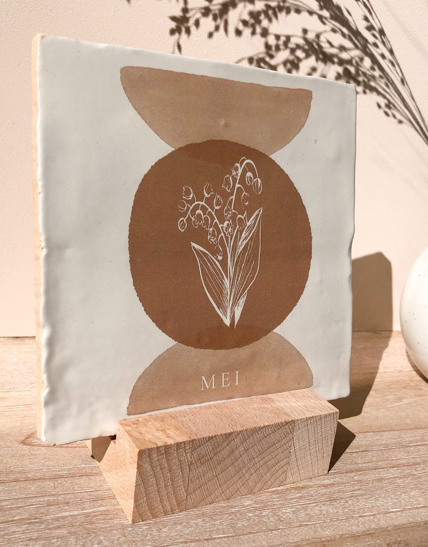 geboortebloem, tegeltje, geboortetegeltje, lelietje van dalen, storytile