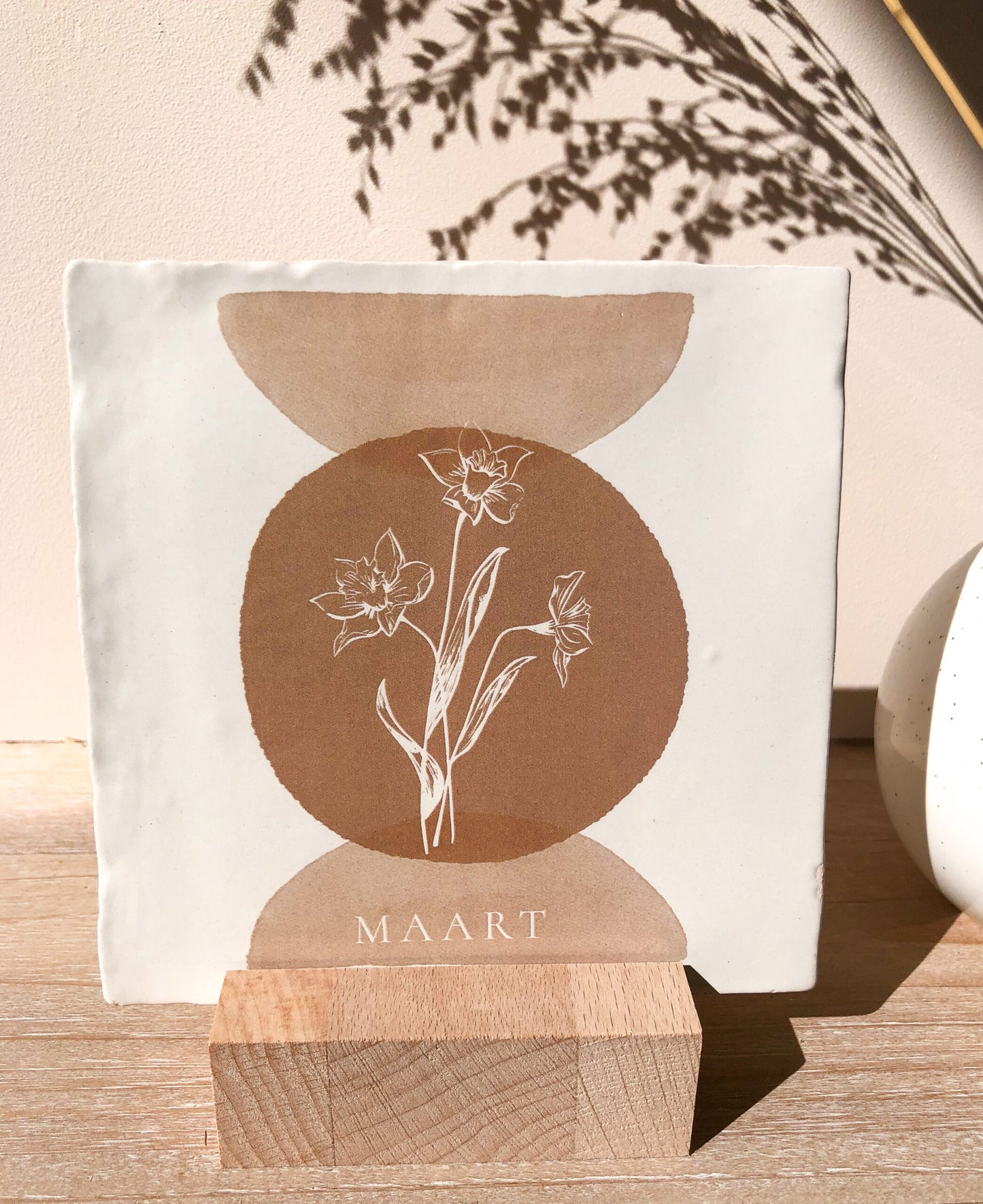 geboortebloem, tegeltje, geboortetegeltje, gele narcis, storytile